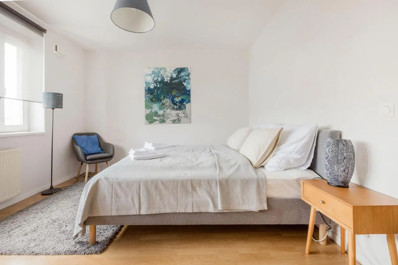 Bright And Spacious Penthouse W/ Terrace & Parking Budapest